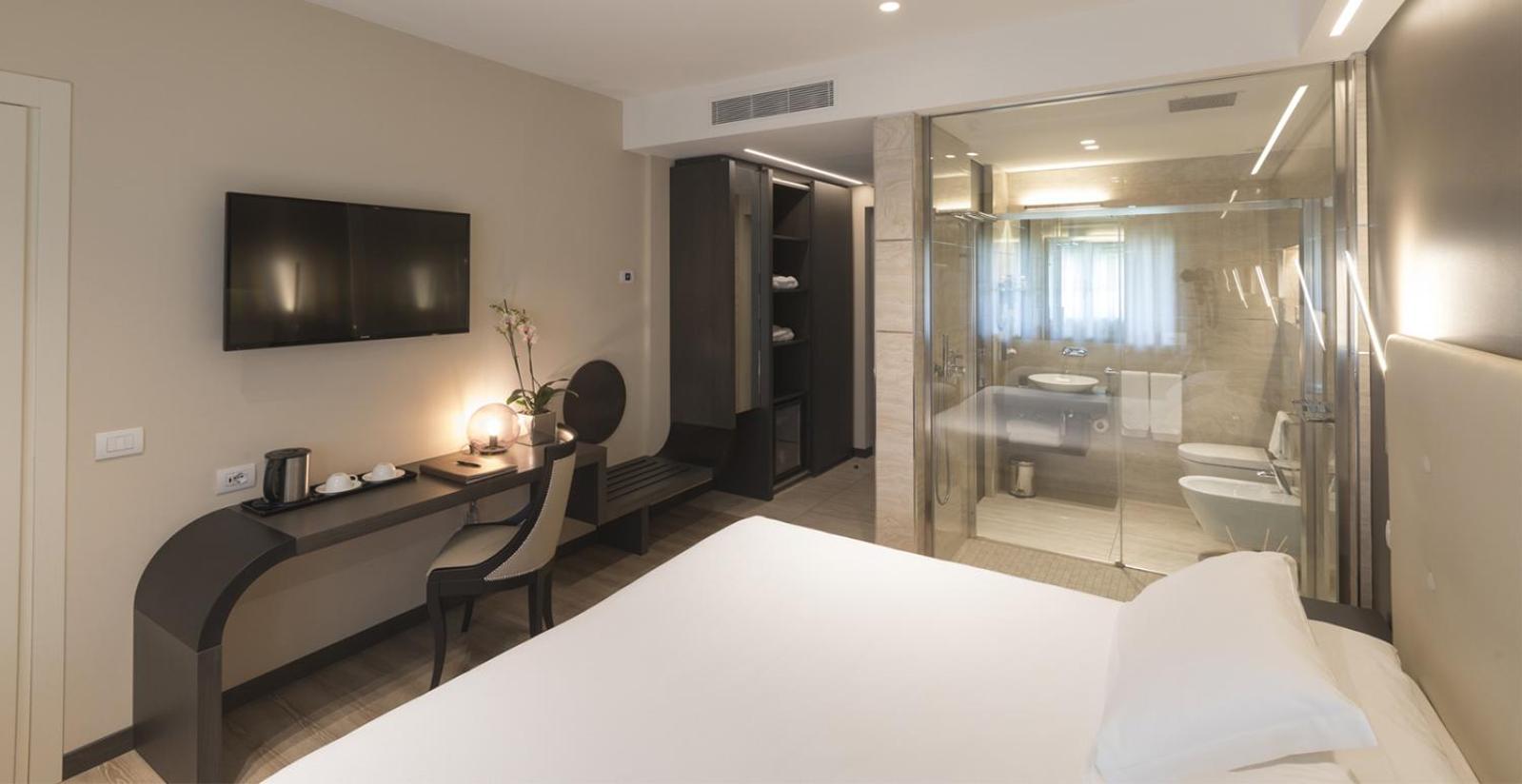 Hotel King, By R Collection Hotels Varedo Exterior foto