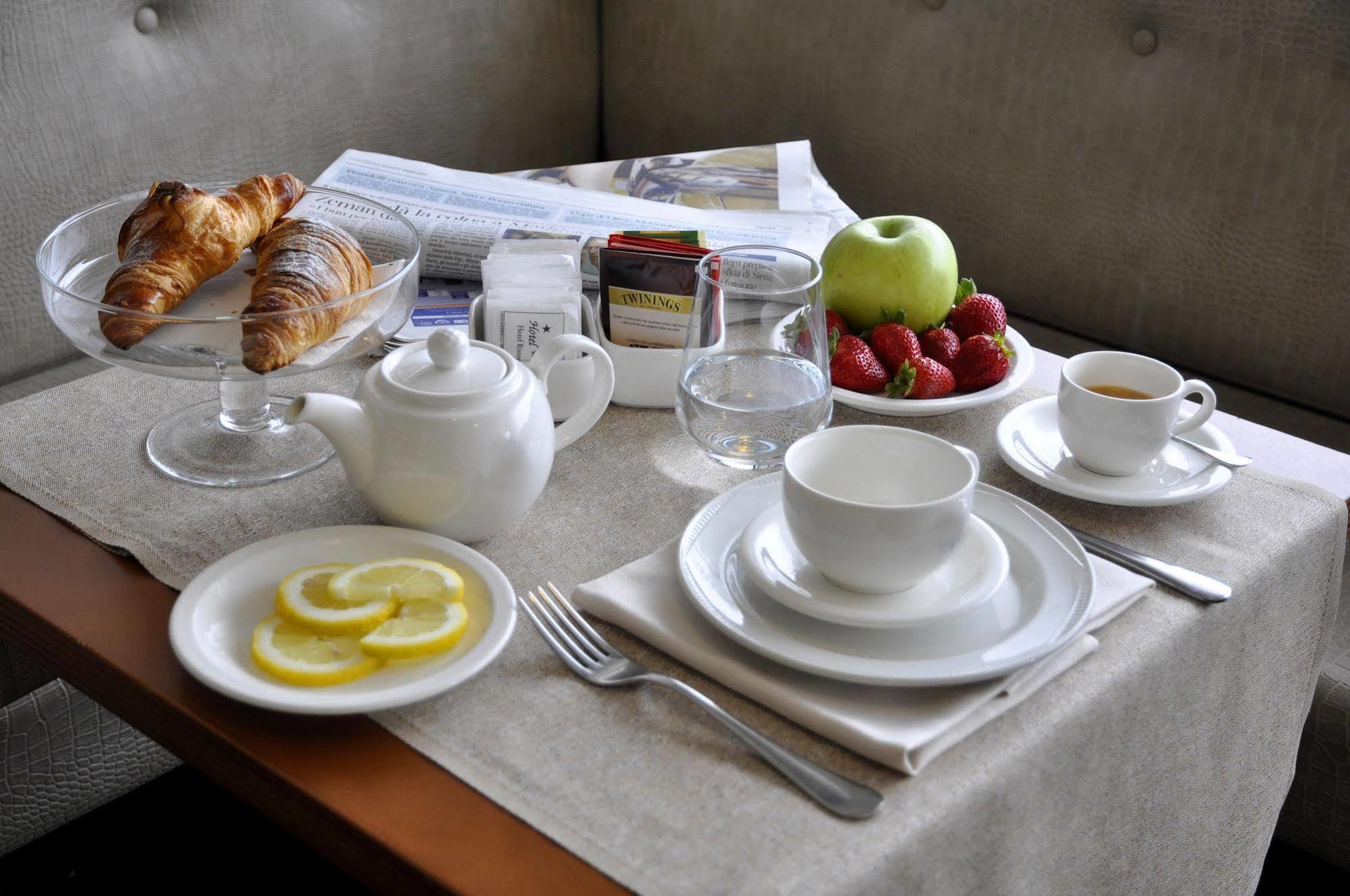Hotel King, By R Collection Hotels Varedo Exterior foto