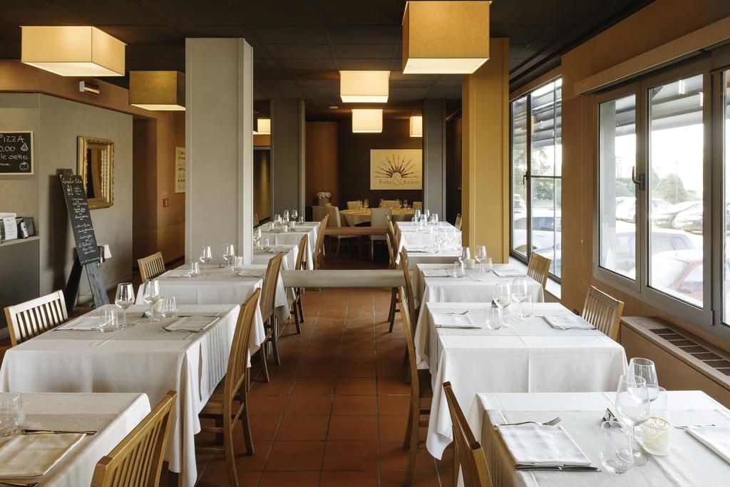 Hotel King, By R Collection Hotels Varedo Exterior foto